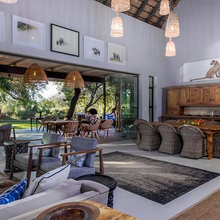 Simbavati Amani Villa Klaserie Private Nature Reserve Luaran gambar
